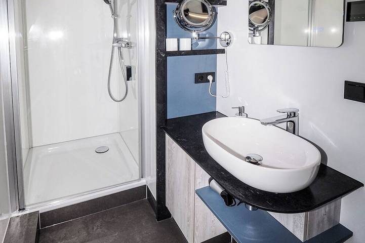 Hausboot für 4 Personen, mit Terrasse in Bayern - 3