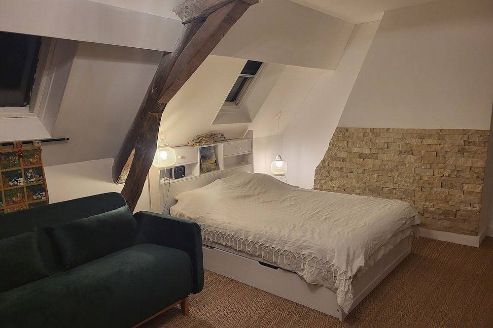 A 8 mn des thermes de Bourbon lancy jolie petite maison bourguignonne. in Saint-Aubin-sur-Loire, Région de Charolles