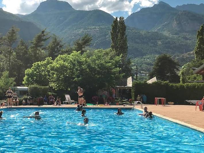 Camping pour 2 personnes, avec Bassin pour enfant