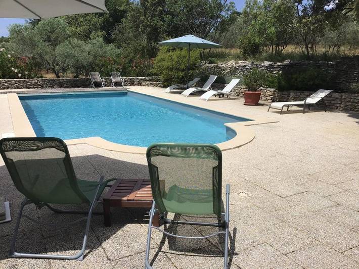 Chambre d’hôte pour 2 personnes, avec jardin ainsi que vue et piscine à Gordes - 3