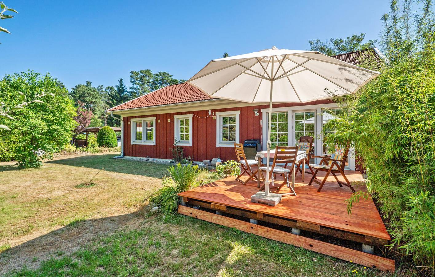 Gemütliches 1-Bett-Apartment mit Terrasse & Parkplatz bei Borkheide in Borkheide, Mittelmark
