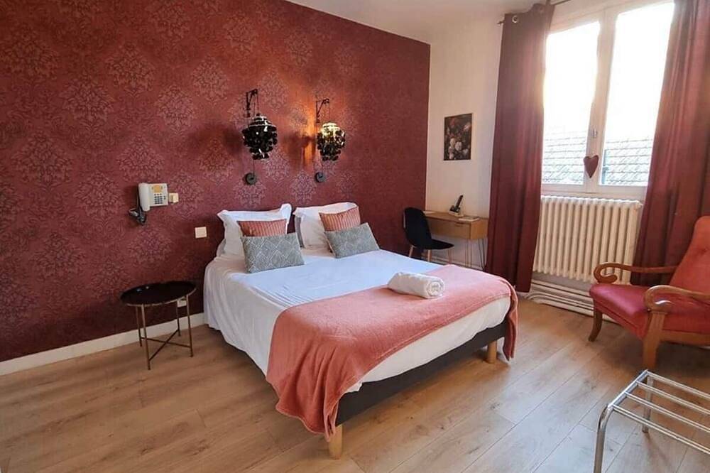 Chambre n°9 : la bourgogne velours in Paray-le-Monial, Région de Charolles