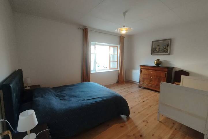 Location de vacances pour 8 personnes, avec terrasse et jardin dans Mouthe - 4