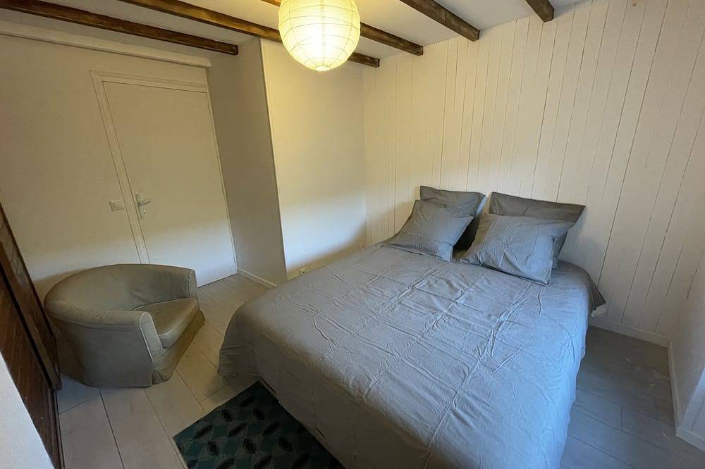 Apartamento entero, 5 minutes from the village, spacious accommodation in a typical Vercors farmhouse in Autrans-Méaudre-en-Vercors, Parc naturel régional du Vercors
