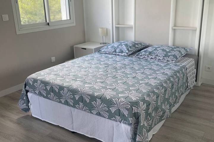 Location de vacances pour 6 personnes, avec terrasse et jardin à La Gaude - 2