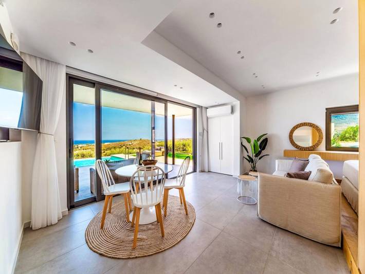Location de vacances pour 4 personnes, avec terrasse ainsi que jardin et piscine, animaux acceptés à Chersónissos - 2