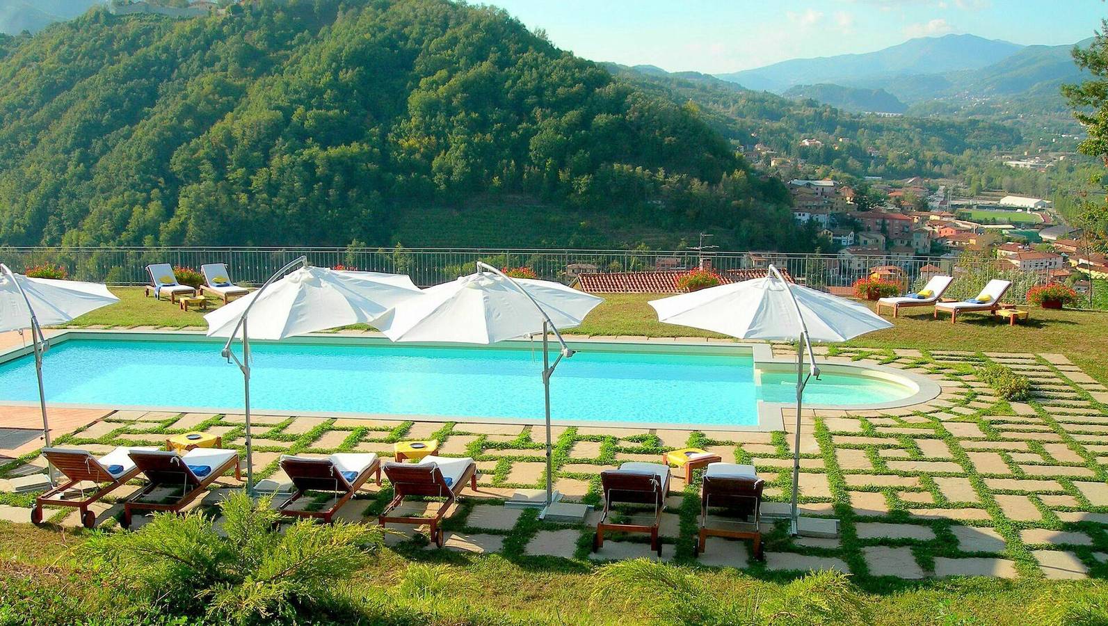 Villa voor 14 personen met balkon in Castelnuovo di Garfagnana, Garfagnana