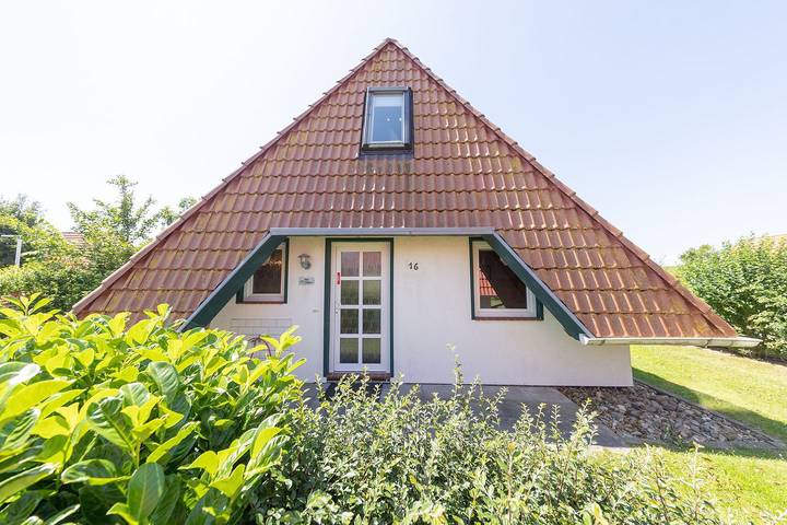 Ferienhaus für 6 Personen, mit Terrasse und Garten