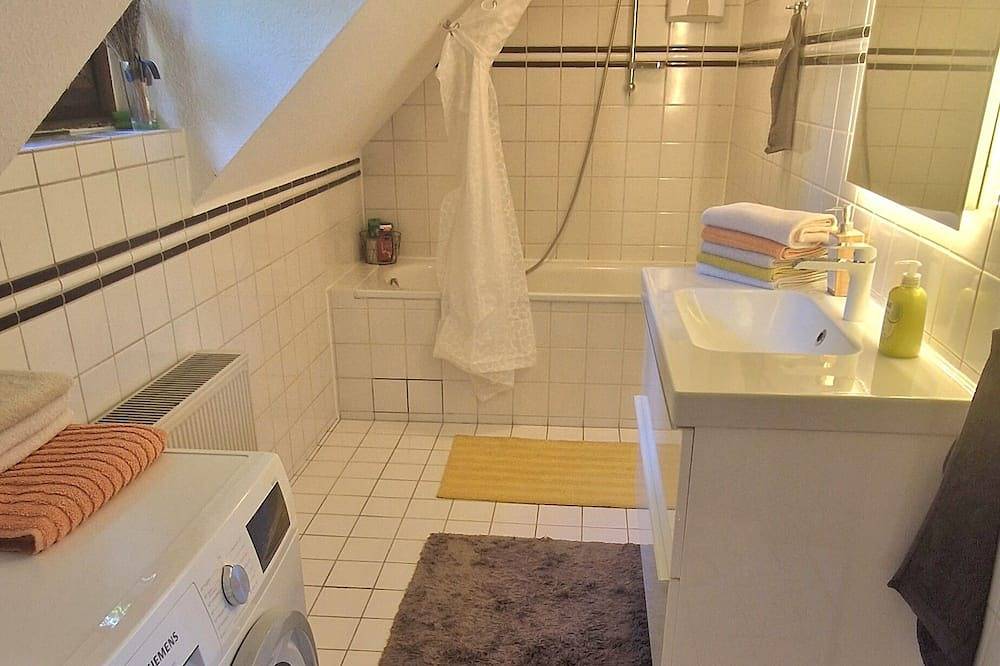 Helle Wohnung in Ice Bahnhofs Nähe in Montabaur, Lahn-Taunus