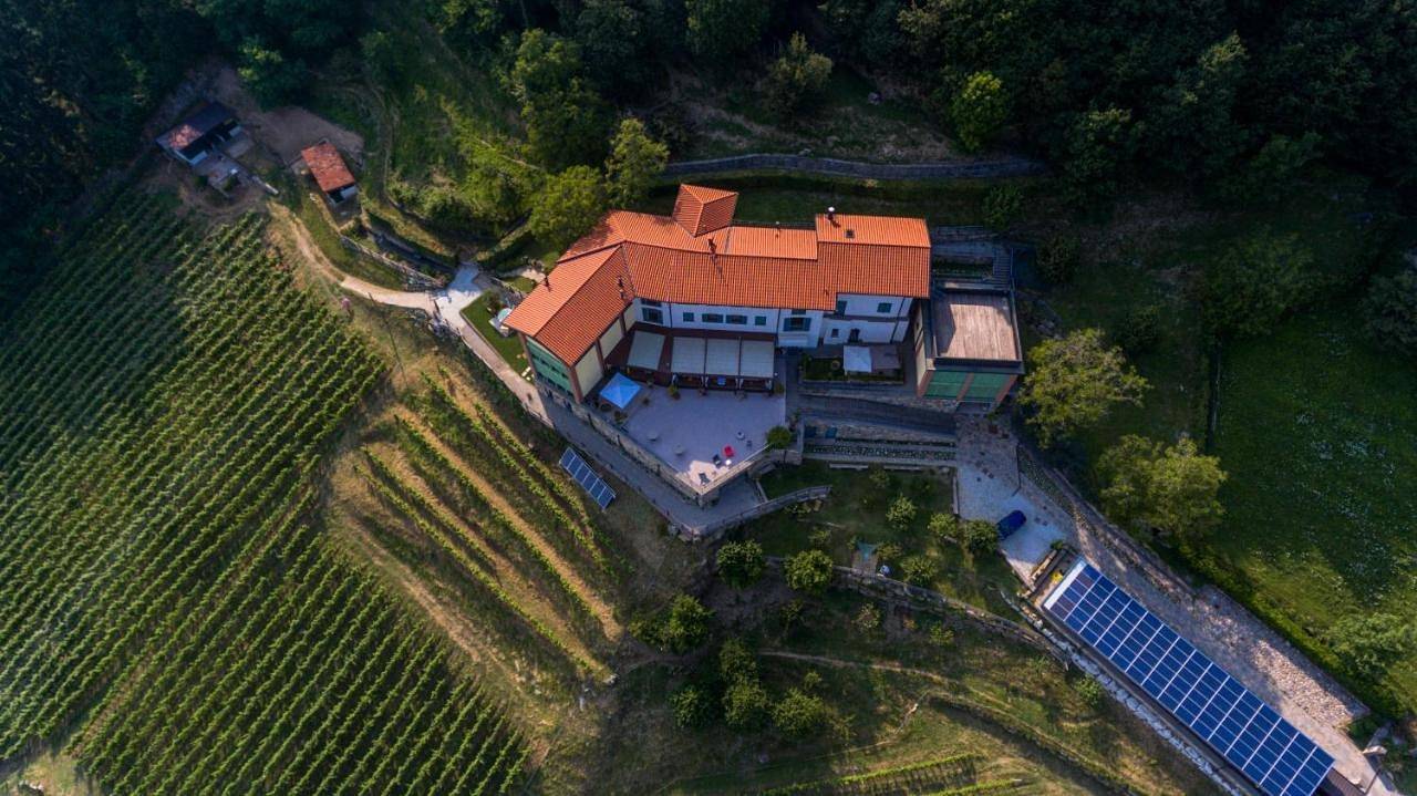 Polisena L'Altro Agriturismo Veg in Pontida, Alpes bergamasques occidentaux