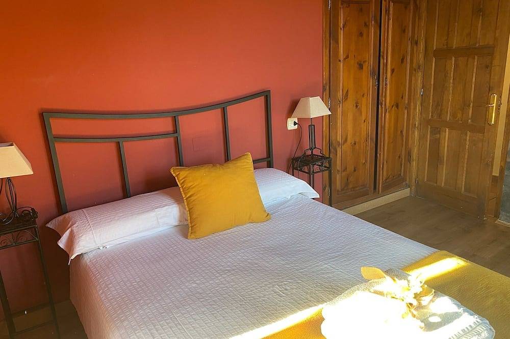 Entire apartment, Rural apartments in full nature in Cangas del Narcea, Naturpark Fuentes del Narcea, Degaña e Ibias