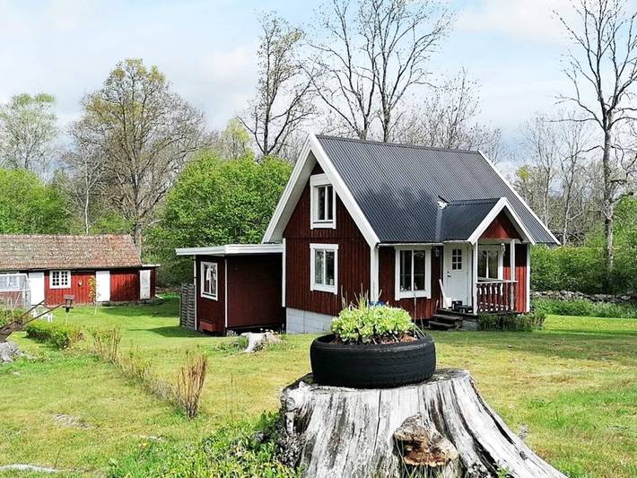 Hus för 4 Personer, med Terass och Trädgård på Östkusten