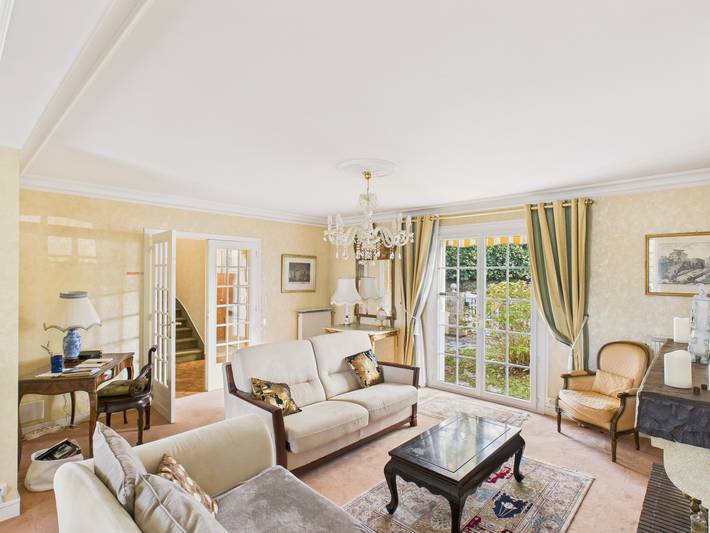 Ferienhaus für 8 Personen, mit Terrasse und Garten