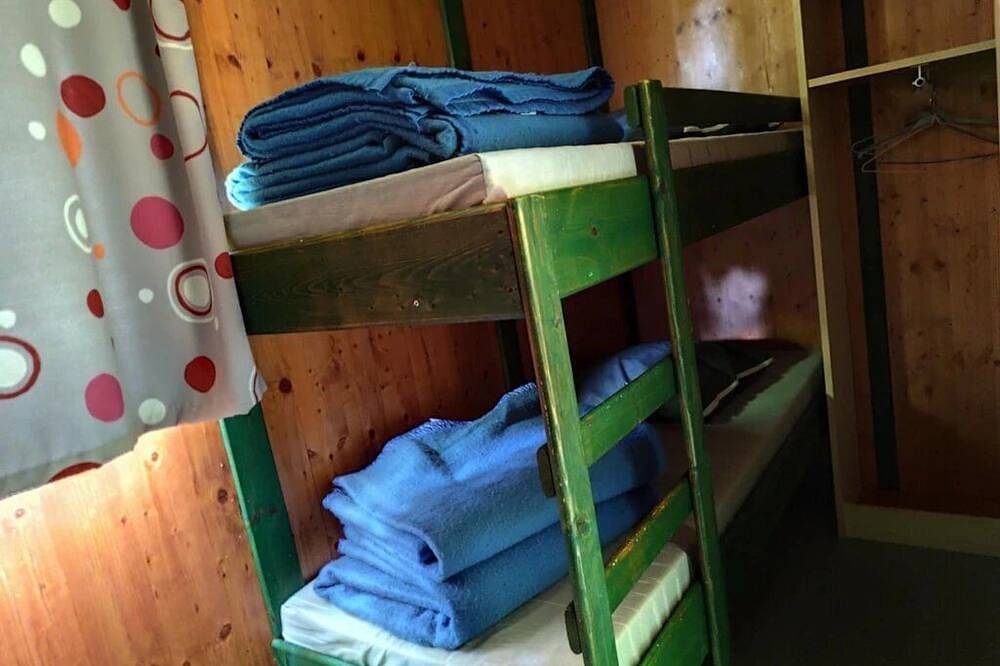 Chalet 2 étoiles - ccbgafd in La Tour-d'Auvergne, Regionaler Naturpark Volcans d'Auvergne