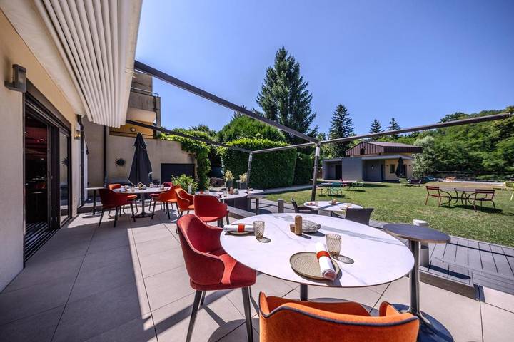 Hôtel pour 4 personnes, avec jardin à Bonne - 3