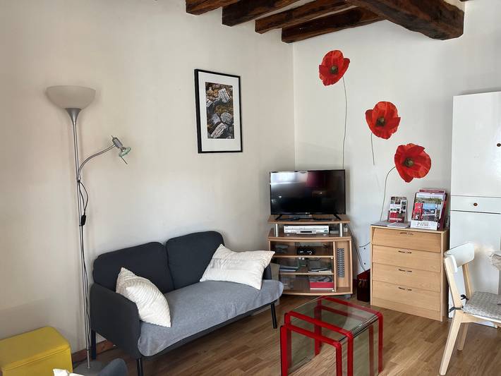 Charmantes Haus in der Nähe des Schlosses mit Terrasse und Wi-Fi in Saint-Fargeau, Auxerre und Umgebung