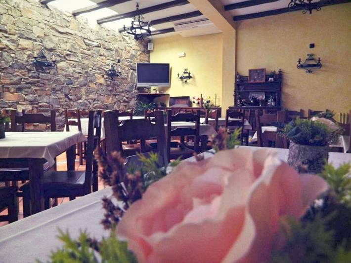 Gîte pour 2 personnes, avec Balcon ainsi que Terrasse et Jardin dans Rabanal del Camino - 4