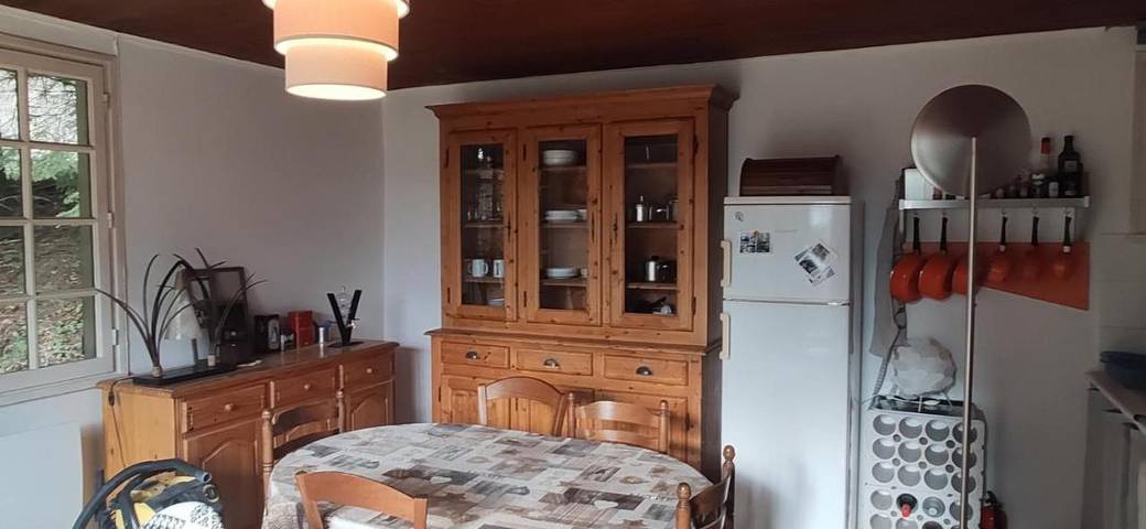 Gîte pour 6 personnes, avec vue et jardin, animaux acceptés à Rencurel - 3