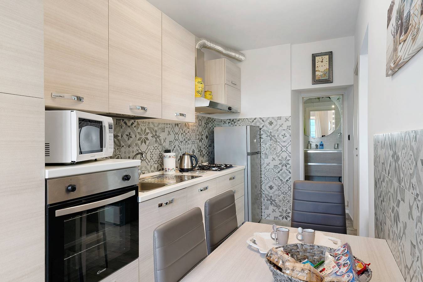 Apartamento inteiro, Apartamento 'Casa Di Alida' com Vista Mar, Wi-Fi e Ar Condicionado in Camogli, Riviera di Levante