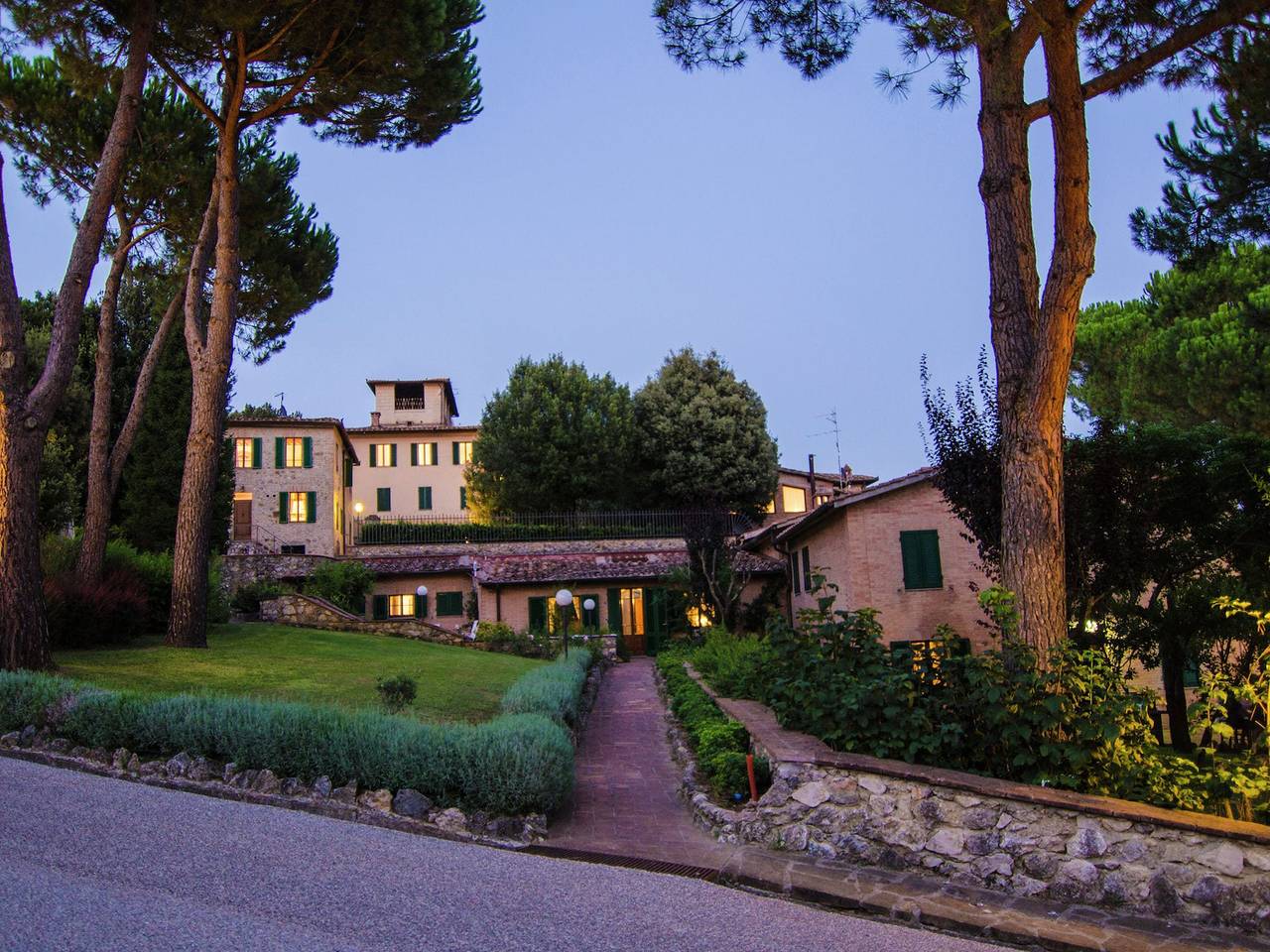 Villa i Siena med pool og toscansk udsigt in Siena, Siena Provinsen