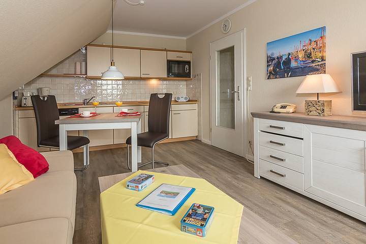 Ferienwohnung für 2 Personen, mit Terrasse in Neuharlingersiel - 3