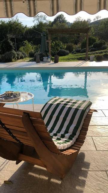 Gîte pour 7 personnes, avec vue ainsi que jardin et piscine à Acqui Terme