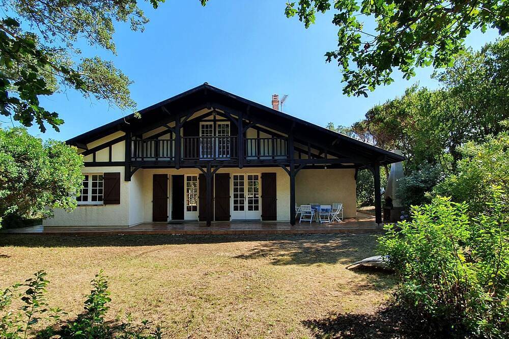 Villa de 140m² en estilo Landaise - 300m de la playa - zona tranquila in Labenne Océan, Labenne