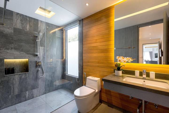 Location de vacances pour 7 personnes, avec jardin et piscine à Karon Beach - 4