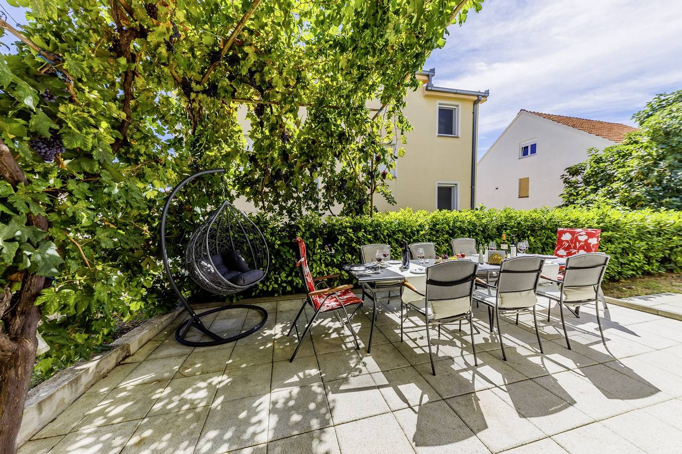 Ferienwohnung für 8 Personen in Seget Donji, Split-Dalmatien