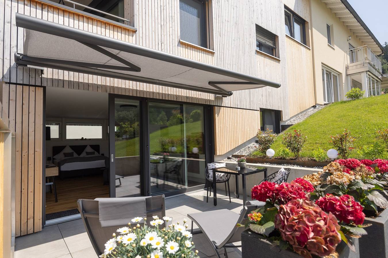 Vvakantiewoning “ 1 kamer met terras”, eigen terras en Wi-Fi, foto 13