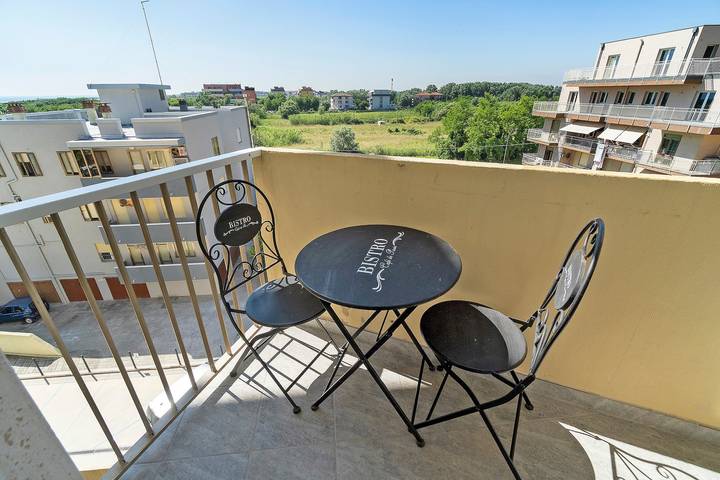 Entire apartment, Apartment 'Casa Da Luigina' with Sea View, Balcony and Air Conditioning in Chioggia, Laguna di Venezia