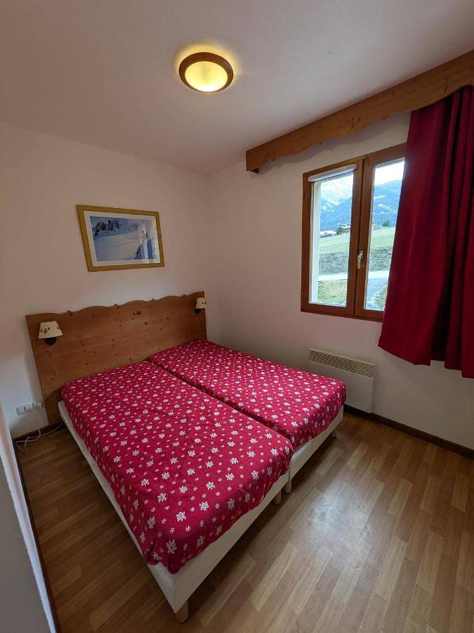 Gîte pour 8 personnes, avec vue ainsi que terrasse et piscine à Arvieux - 3