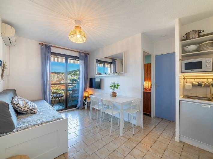 Gîte pour 4 personnes, avec terrasse, animaux acceptés dans Plage Du Lavandou Le Lavandou - 2