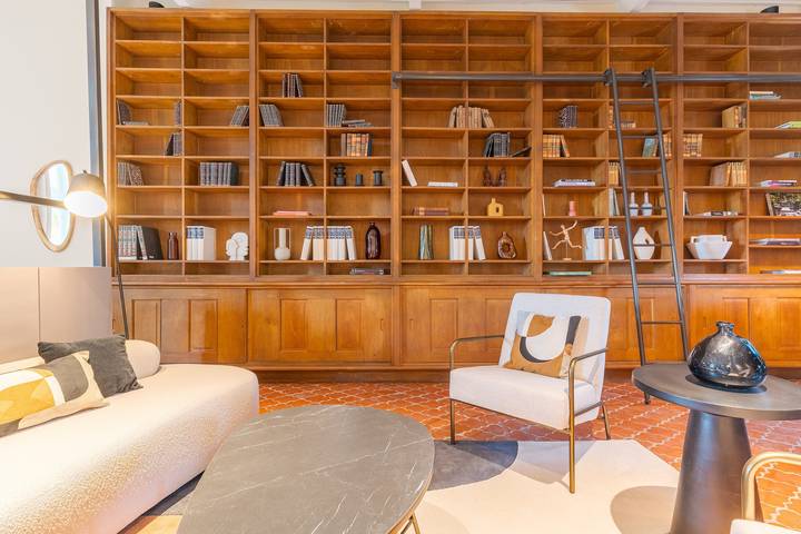 Appartamento intero, Spazioso loft di design e nuovo in un castello. Aix. in Châteauneuf-le-Rouge, Aix-en-Provence e dintorni