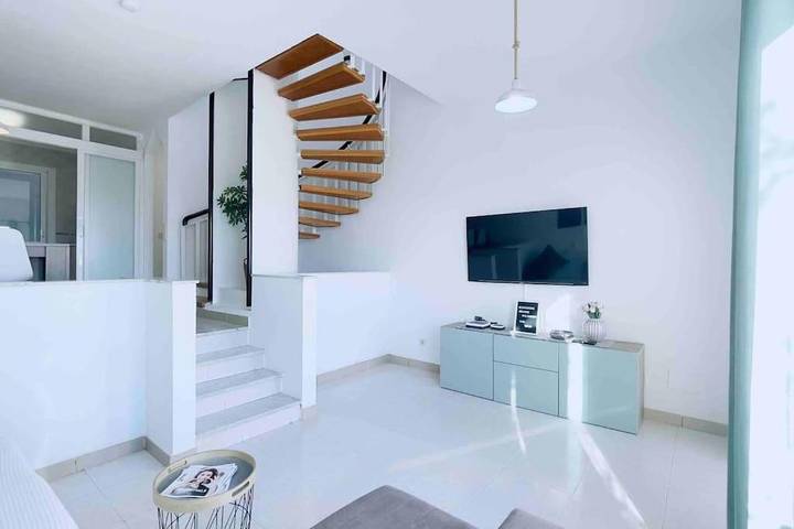 Apartamento de vacaciones para 4 personas, con vistas y terraza - 1