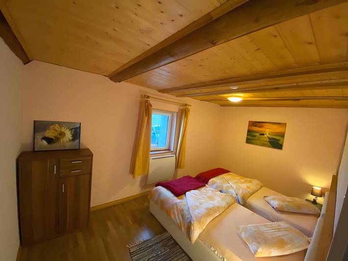 Appartement entier, Maison Du Bonheur - Appartement : Vue Montagne, Terrasse Privée et Wi-Fi in Xertigny, Région d'Épinal