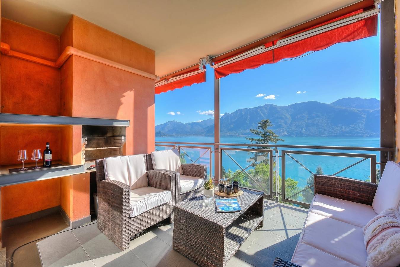 Ganze Wohnung, Panorama Fantastico Apt Pool & Beach in San Maurizio (Ghiffa), Ghiffa