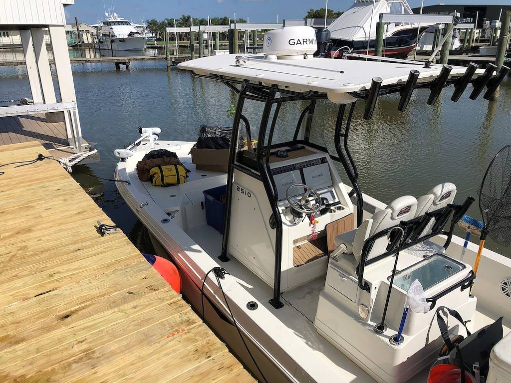 Get Bent Lodge - A Cypress Cove, Venice La houseboat With Starlink Wifi! in Plaquemines Parish