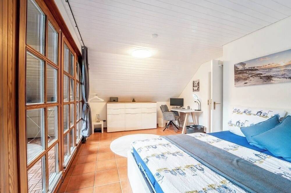 Gemütliches Ferienhaus zwischen See, Wald und Meer in Pönitzer See, Scharbeutz