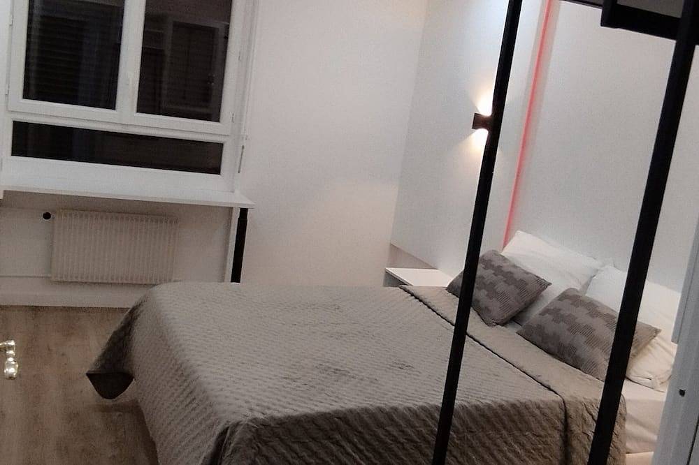 Ganze Wohnung, Apartment near Parc Astérix and Cdg in Survilliers, Val-d'Oise