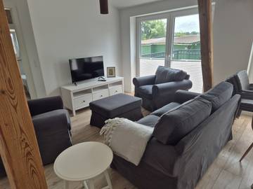 Ferienwohnung für 4 Personen, mit Balkon und Garten sowie Sauna in Mittelholstein