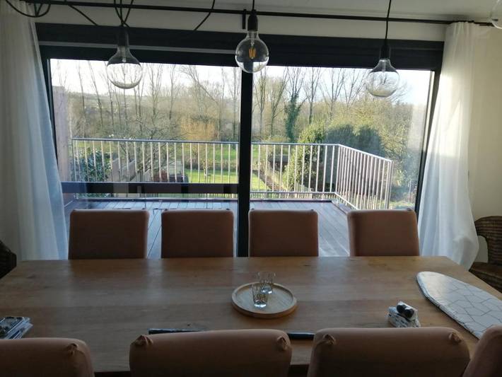 Location de vacances pour 6 personnes, avec Balcon et Terrasse ainsi que Jardin et Vue à Zwalm