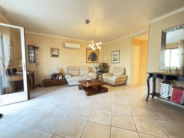 Gîte pour 6 personnes, avec piscine et jardin, adapté aux familles à Béziers - 4