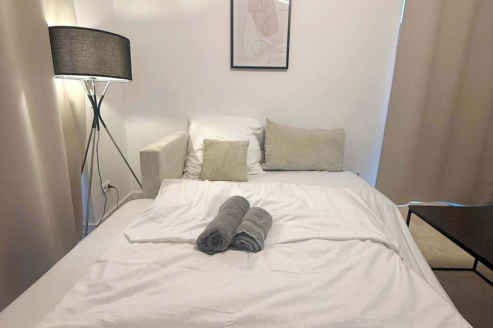 Ganze Wohnung, 2Br - Wohnung | Parkplatz | Nähe Bahnhof in Henstedt-Ulzburg, Kreis Segeberg