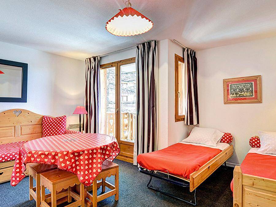 Résidence Vega - Vacancéole - Estudio 4 personas - Estudio para 4 personas con zona de dormitorio in Station de Risoul, Risoul