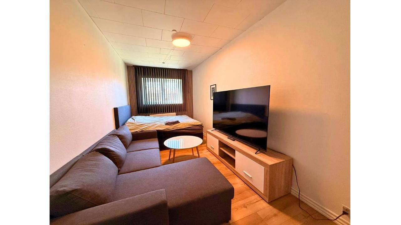 Appartement de vacances entier, Budget Rooms in the heart of Rødby! 5km from Femern & Puttgarden! in Rødby, Mer Baltique suédoise