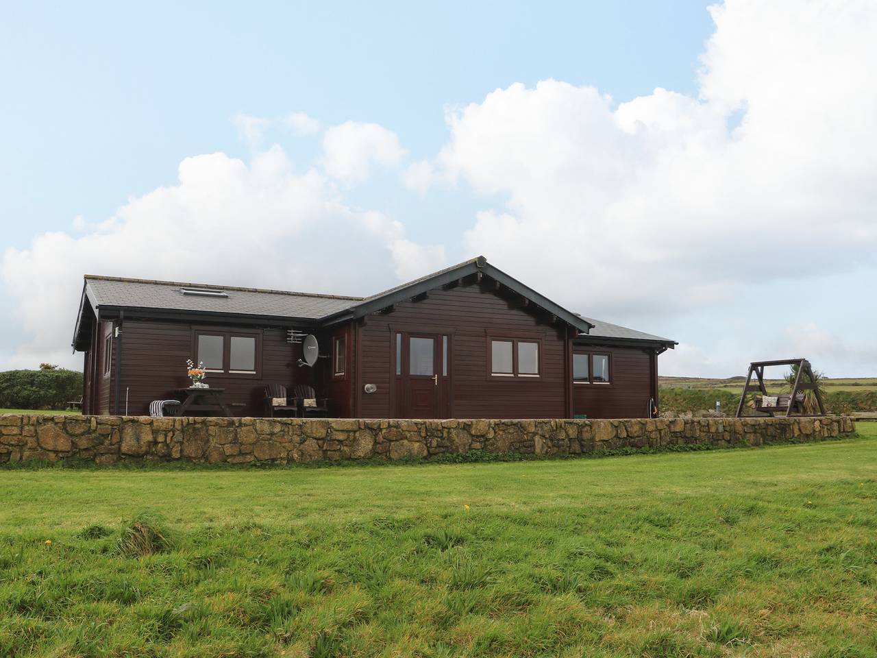 Chywolow Lodge in Cornwall