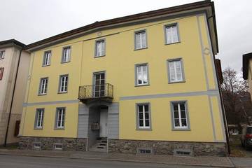 Gîte pour 8 personnes, avec balcon à Zernez