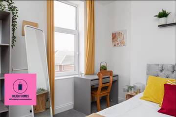 Holiday Rental for 8 People in Barrow-in-Furness, Cumbria, Photo 3