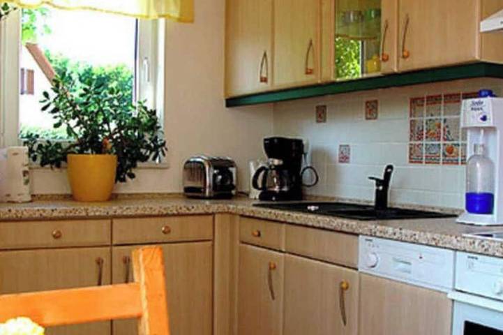 Ferienwohnung für 5 Personen, mit Terrasse und Garten sowie Sauna in Greifswald - 3